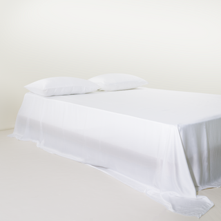 FURRFREE Bamboo Flat Sheet - Pet Hair Repellent for Dogs/Cats Family