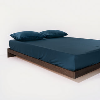FURRFREE Bamboo Fitted Sheet Set - Pet Hair Repellent for Dogs/Cats Family