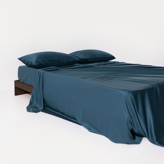 FURRFREE Bamboo Sheet Set - Pet Hair Repellent for Dogs/Cats Family