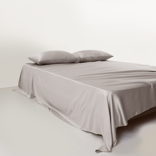 FURRFREE Bamboo Flat Sheet - Pet Hair Repellent for Dogs/Cats Family