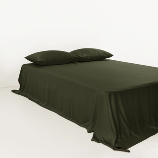 FURRFREE Bamboo Sheet Set - Pet Hair Repellent for Dogs/Cats Family