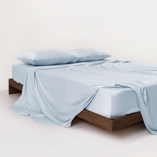 FURRFREE Bamboo Sheet Set - Pet Hair Repellent for Dogs/Cats Family