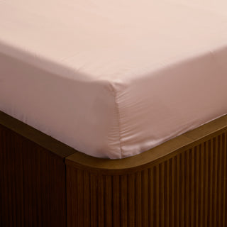 FURRFREE Bamboo Fitted Sheet - Pet Hair Repellent for Dogs/Cats Family