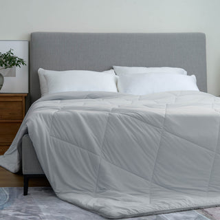 FURRFREE Super Cooling Comforter 2.0 Advanced Cool & Pet Hair Repellent Bedding for Hot Sleepers / Pet Owners