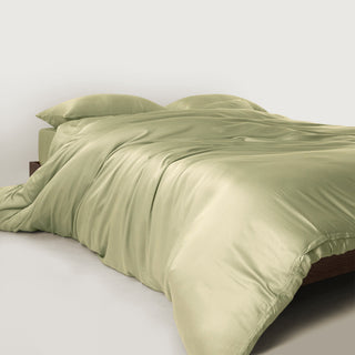 FURRFREE Bamboo Duvet Cover - Pet Hair Repellent for Dogs/Cats Family
