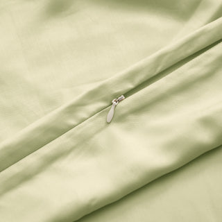 FURRFREE Bamboo Duvet Cover - Pet Hair Repellent for Dogs/Cats Family