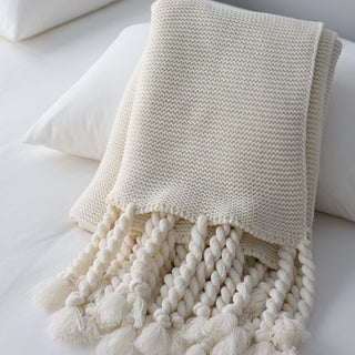 Cozy Chunky Knitted Tassel Throw Blanket