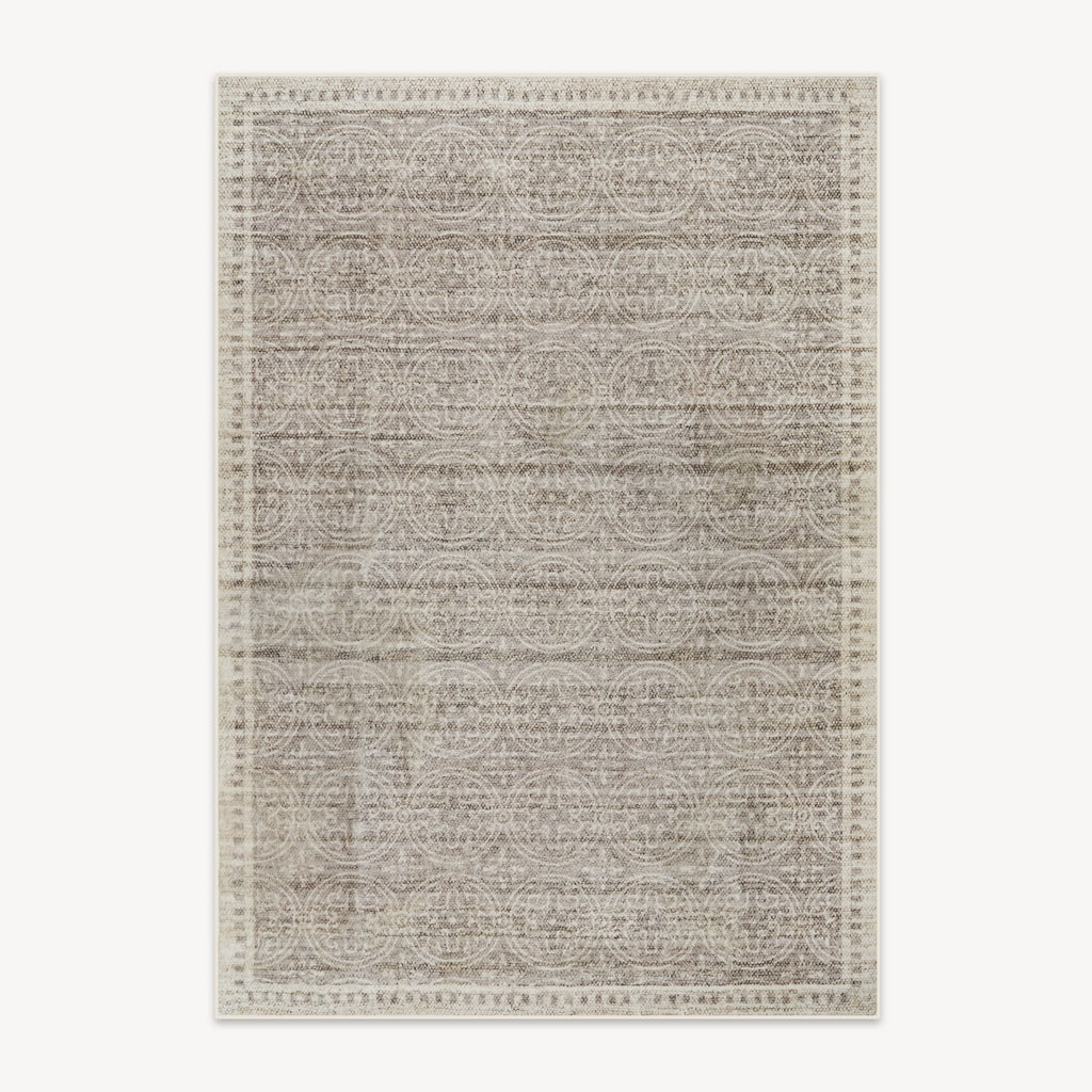 Easy Clean Large Rug Easy Clean Rug Stunning Traditional Spillproof Pet-Friendly Living Roo ...