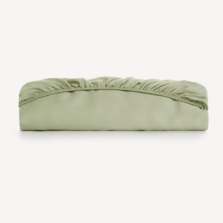 FURRFREE Bamboo Fitted Sheet - Pet Hair Repellent for Dogs/Cats Family