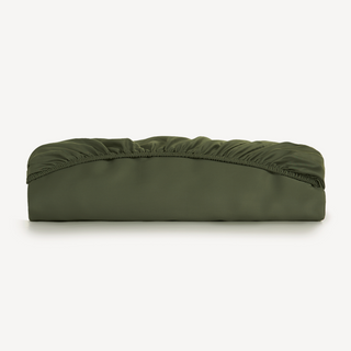 FURRFREE Bamboo Fitted Sheet - Pet Hair Repellent for Dogs/Cats Family