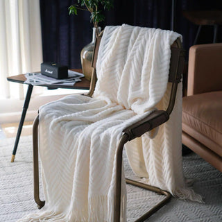 Geometric Patterned Throw Blanket