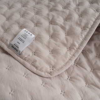 FURRFREE Quilt Set - Pet Hair Repellent for Dogs/Cats Family