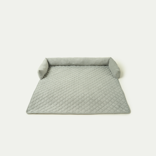 Spill-Resistant Dog & Cat Blanket and Sofa Cover